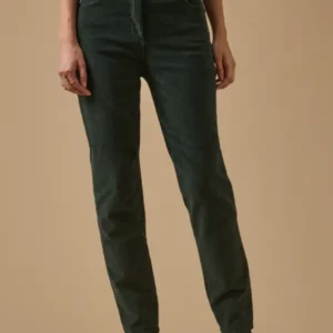 Slim Fit Damenhose aus Cordsamt Chloé