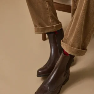 Damen-Chelsea-Boots aus Leder mit Brogue-Verzierung