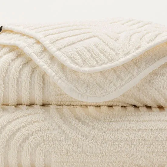 OLLY TOWELS BY ABYSS IVORY 103